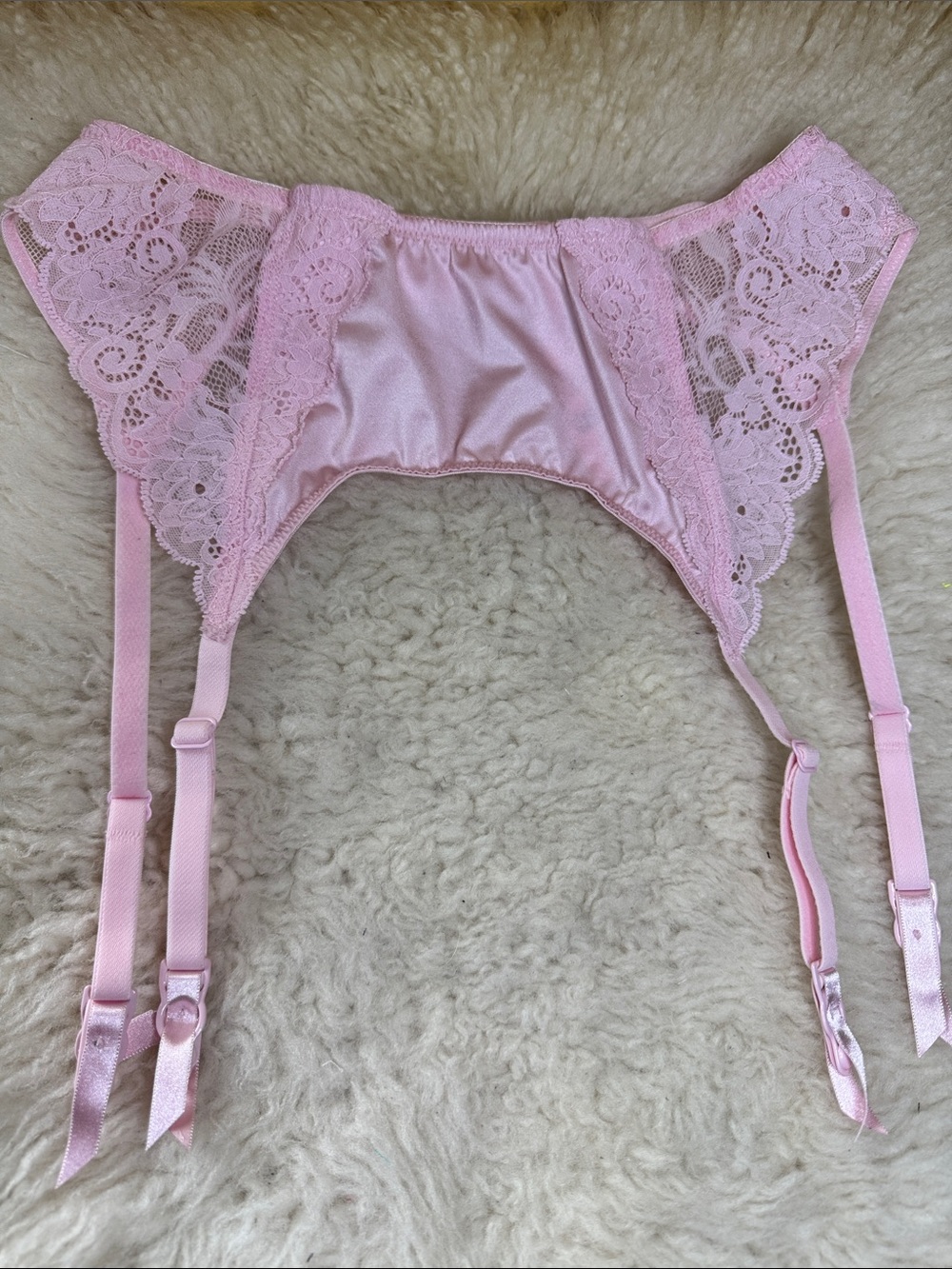 Vintage Y2K Victoria's Secret Light Pink Lace & Satin Garter Belt
